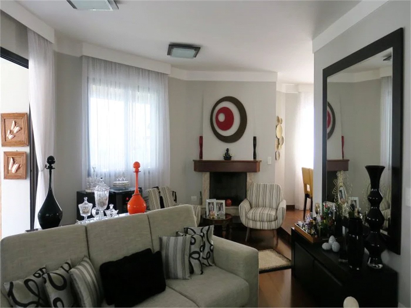 Apartamento à venda com 3 quartos, sendo 2 suítes, em Jardim Parque Morumbi, São Paulo, SP