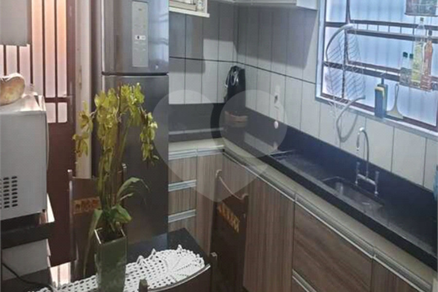 Sobrado à venda com 3 quartos, sendo 1 suíte, em Jardim Virginia Bianca, São Paulo, SP