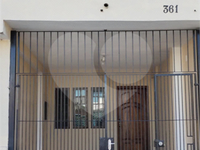 Sobrado à venda com 4 quartos, sendo 1 suíte,  em Vila Nivi, São Paulo, SP