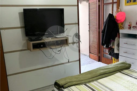 Casa à venda com 3 suítes no condomínio Residencial Palmas I, São Paulo - SP