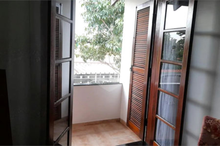 Sobrado à venda com 3 suítes em Itaim Paulista, São Paulo, SP