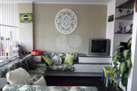 Sobrado à venda com 3 quartos, sendo 1 suíte, em Tucuruvi, São Paulo, SP