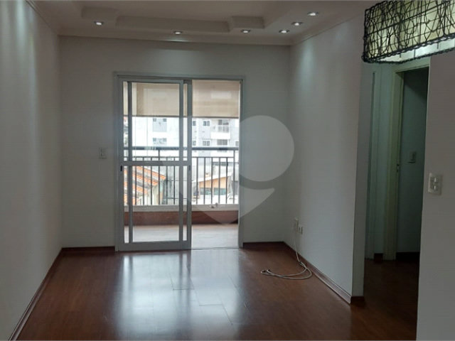 Apartamento à venda com 3 quartos, sendo 1 suíte,  em Vila Guilherme, São Paulo, SP