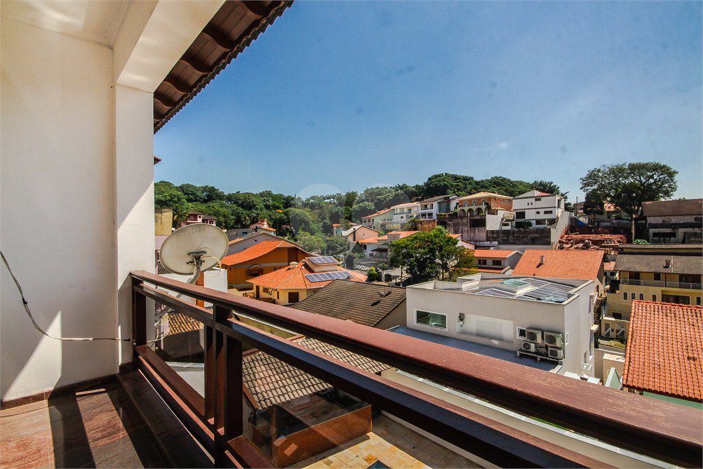 Casa à venda com 4 quartos, sendo 3 suítes, em City América, São Paulo, SP