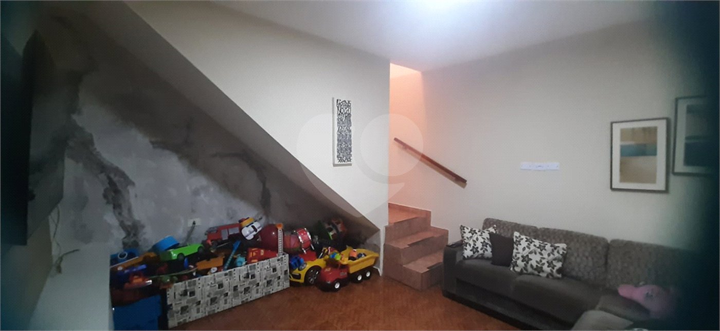 Sobrado à venda com 4 quartos, sendo 1 suíte, em Jardim Brasil (zona Norte), São Paulo, SP
