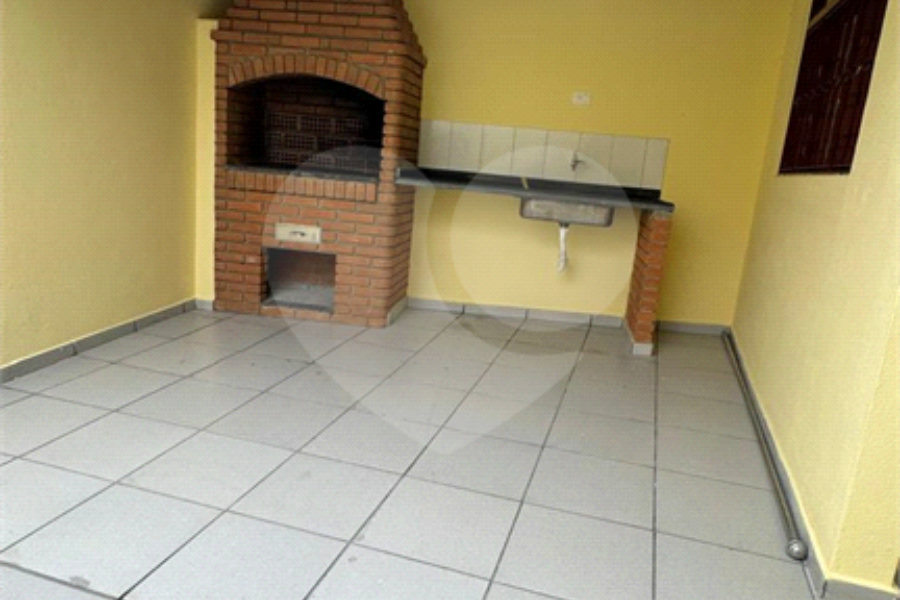 Sobrado à venda com 2 quartos, sendo 1 suíte, em Vila Prudente, São Paulo, SP