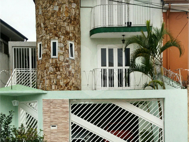 Sobrado à venda com 3 quartos, sendo 1 suíte,  em Vila Maria Alta, São Paulo, SP