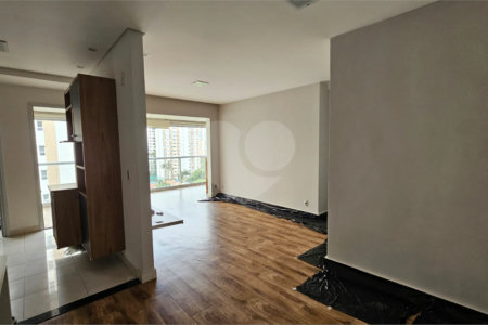 Apartamento à venda com 2 quartos, sendo 1 suíte, em Campo Belo, São Paulo, SP