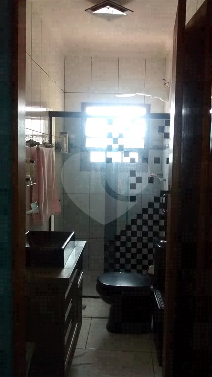 Sobrado à venda com 2 suítes em Jardim Obelisco, Poá, SP