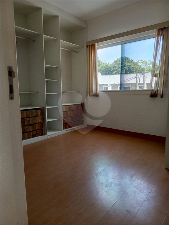 Casa à venda com 4 quartos, sendo 1 suíte, no condomínio Atlantico Sul, Rio de Janeiro - RJ