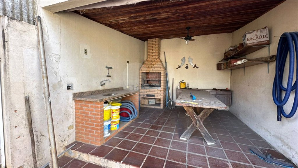 Casa à venda ou para alugar com 5 quartos, sendo 2 suítes, no Centro, Salto, SP