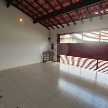 Casa para alugar com 3 quartos, sendo 1 suíte,  em Jardim Itália, Itapetininga, SP