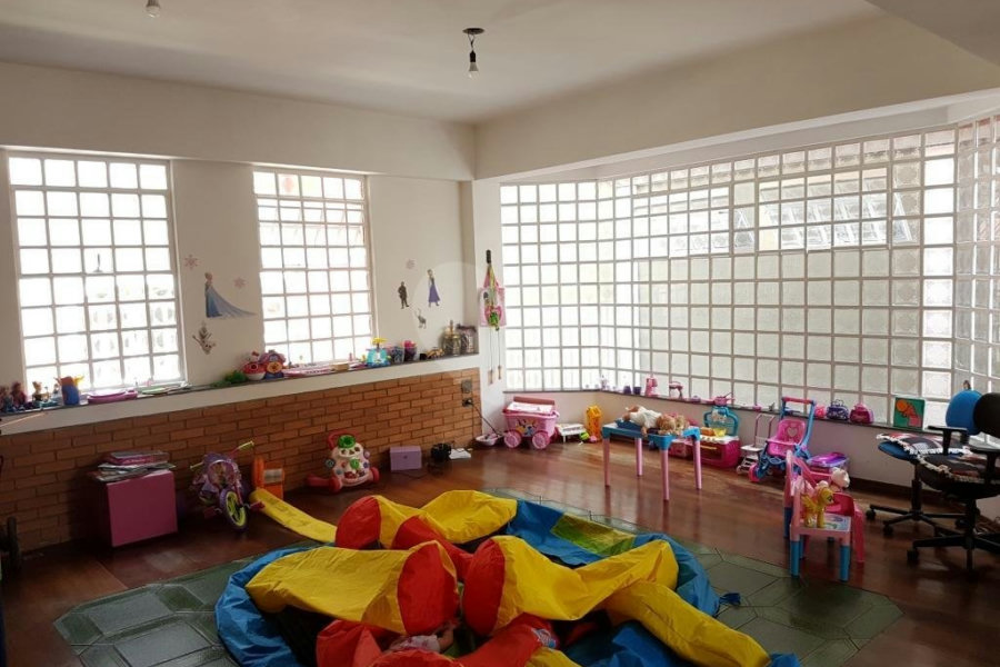 Sobrado à venda com 6 quartos, sendo 2 suítes, em Mandaqui, São Paulo, SP