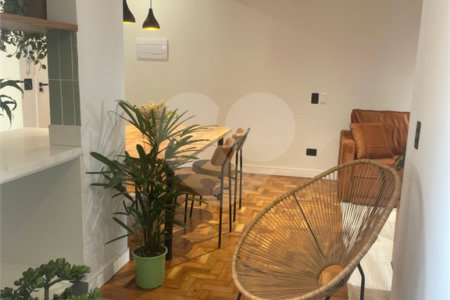Apartamento à venda com 2 suítes em Pinheiros, São Paulo, SP