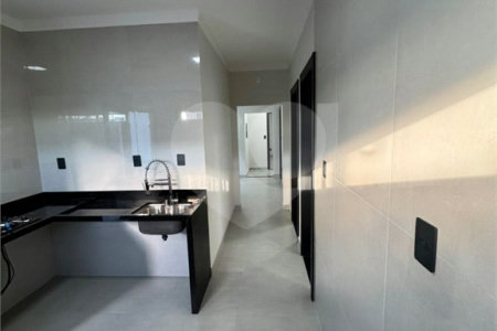Casa à venda com 3 quartos, sendo 1 suíte, em Bosque dos Eucaliptos, São José dos Campos, SP