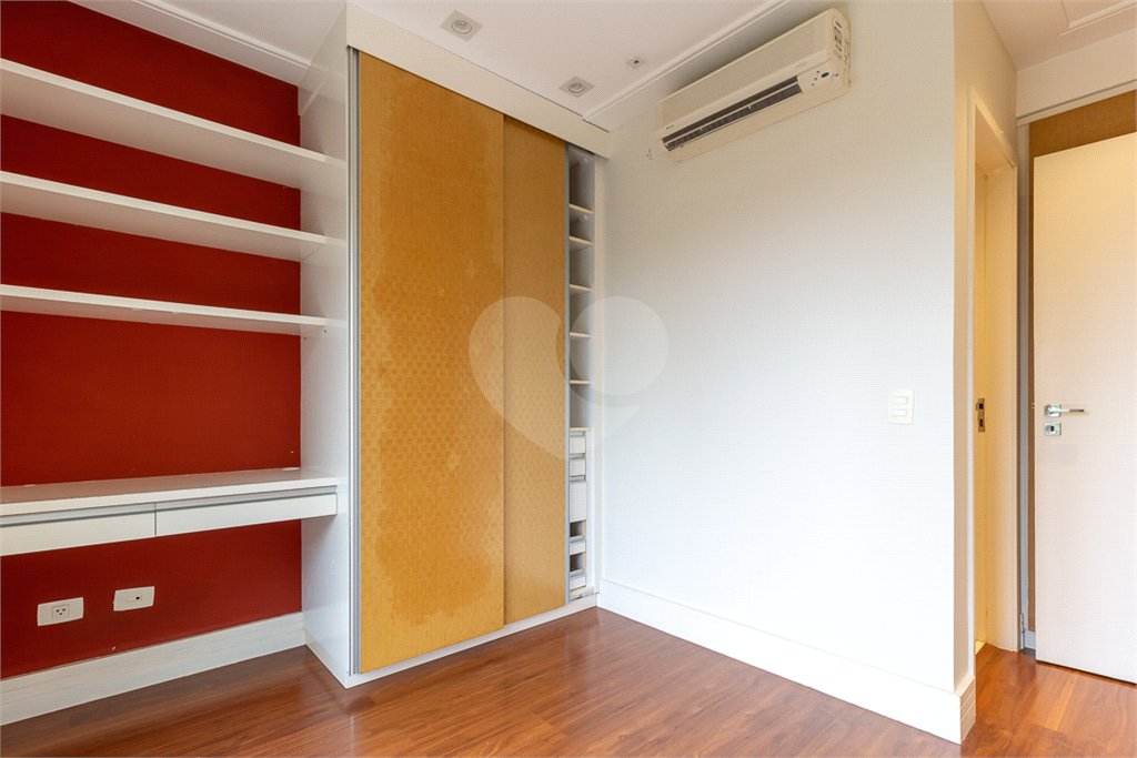 Casa à venda com 4 suítes no condomínio Las Cumbres, São Paulo - SP