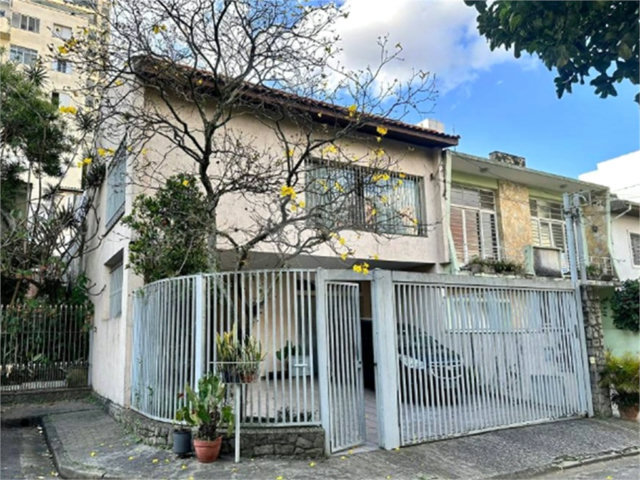 Casa à venda com 3 quartos, sendo 1 suíte,  em Santana, São Paulo, SP