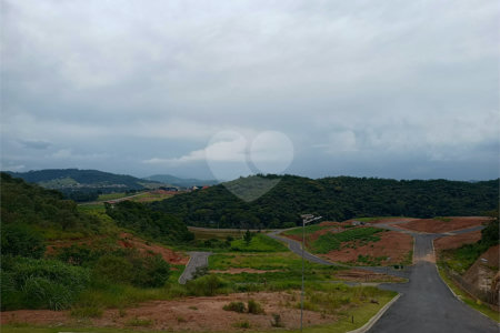 Terreno à venda no condomínio Portal Lamis, Bom Jesus dos Perdões - SP