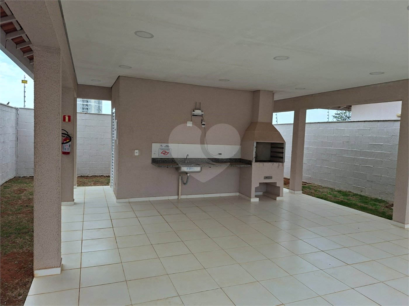Casa à venda com 2 quartos no condomínio Villagio Allegro, Itapetininga - SP