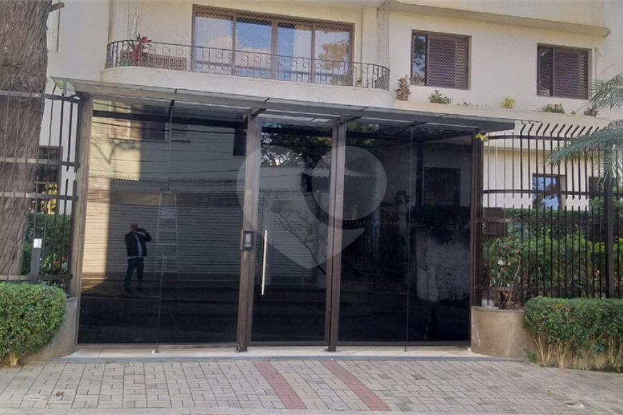 Apartamento à venda com 4 quartos, sendo 2 suítes, em Vila Sônia, São Paulo, SP