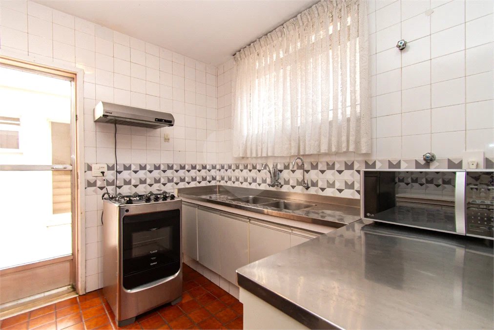 Casa à venda com 3 quartos, sendo 1 suíte, em Brooklin, São Paulo, SP