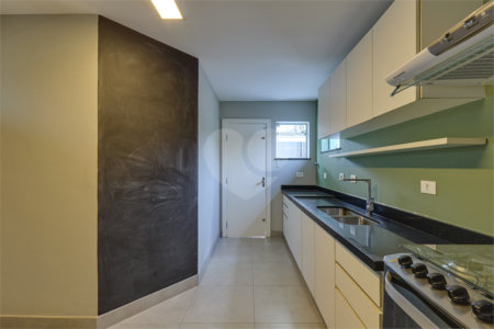 Sobrado à venda com 4 quartos, sendo 2 suítes, em Brooklin Velho, São Paulo, SP