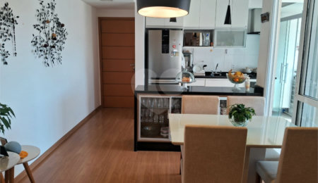 Apartamento à venda com 2 quartos, sendo 1 suíte,  no Centro, Mogi das Cruzes, SP