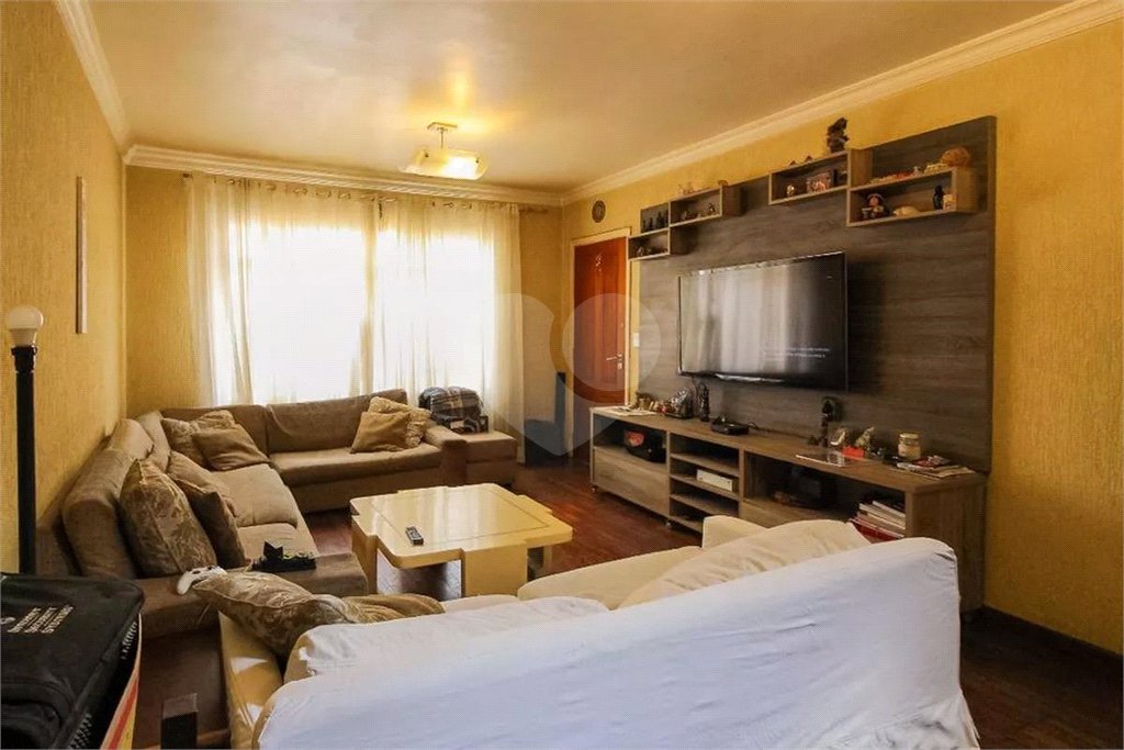 Sobrado à venda com 4 quartos, sendo 2 suítes, em Vila Anglo Brasileira, São Paulo, SP