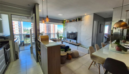 Apartamento à venda com 2 quartos, sendo 1 suíte,  em Chácara Santo Antônio, São Paulo, SP
