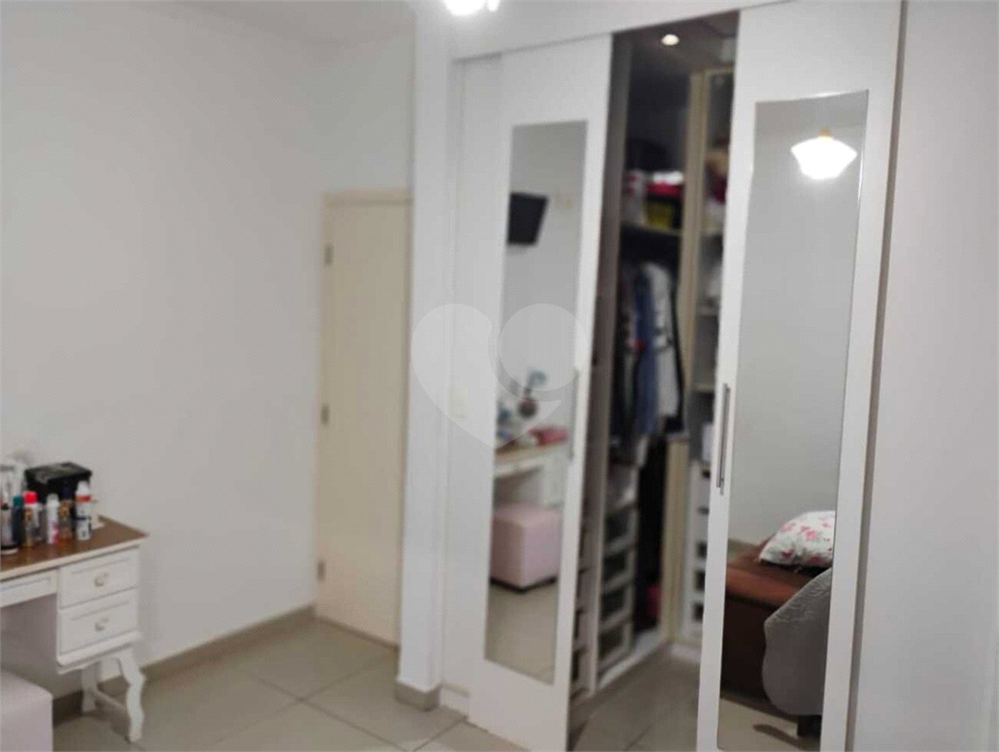 Casa à venda com 4 quartos, sendo 1 suíte,  em Jardim Ermida II, Jundiaí, SP