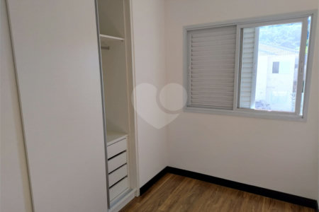 Casa para alugar com 3 quartos, sendo 1 suíte, no condomínio Vila Quinta dos Manacás, Vinhedo - SP