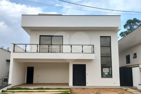 Casa à venda com 3 suítes no condomínio Central Parque, Salto - SP