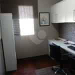 Apartamento à venda com 3 quartos, sendo 1 suíte, no Centro, Poá, SP