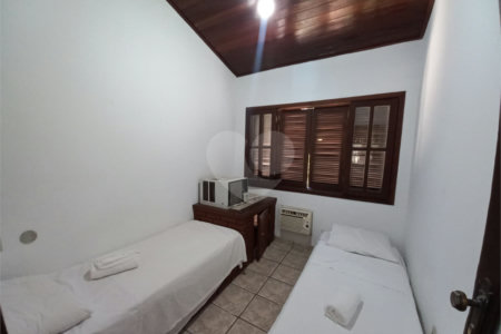 Casa em condomínio à venda com 2 quartos, sendo 1 suíte,  em Geribá, Armação dos Búzios, RJ