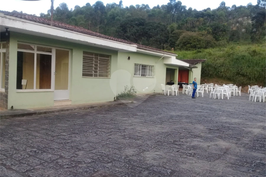 Casa à venda com 4 quartos, sendo 1 suíte, em Rio Acima, Mairiporã, SP