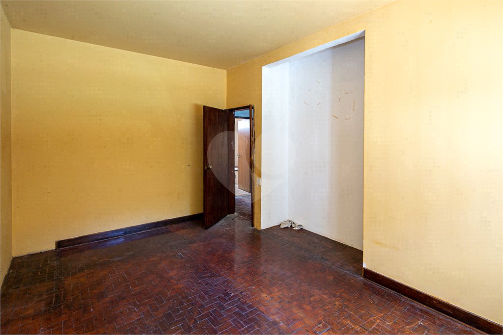 Casa Térrea à venda com 4 quartos, sendo 1 suíte,  em Brooklin Velho, São Paulo, SP