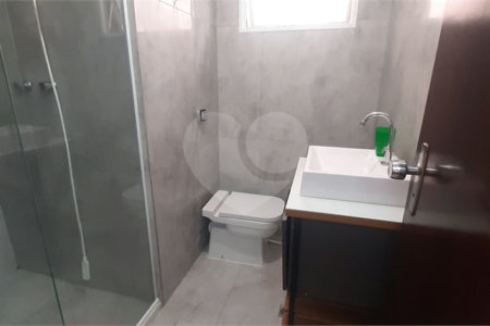 Sobrado à venda com 3 quartos, sendo 1 suíte, em Jardim Sarah, São Paulo, SP
