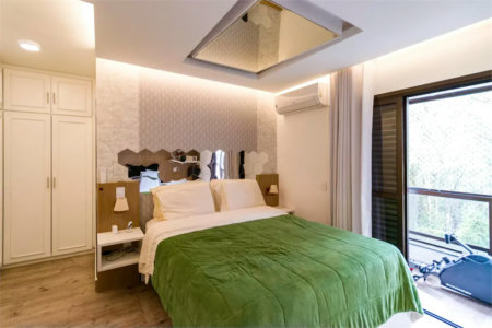 Apartamento à venda com 3 quartos, sendo 1 suíte,  em Vila Andrade, São Paulo, SP