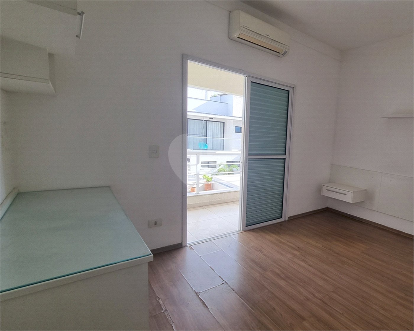 Casa à venda com 4 suítes no condomínio Mont Blanc, Sorocaba - SP