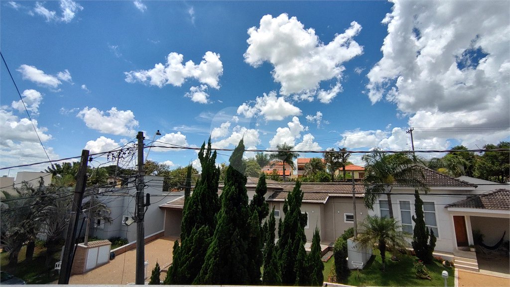 Casa à venda com 3 suítes no condomínio Parque do Varvito, Itu - SP