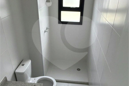 Apartamento à venda com 3 quartos, sendo 1 suíte, em Alto da Boa Vista, São Paulo, SP