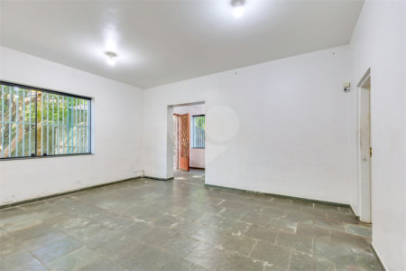 Sobrado à venda ou para alugar com 4 quartos em Jardim Petrópolis, São Paulo, SP