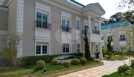 Casa à venda com 5 suítes no condomínio Maison Du Parc, São Paulo - SP