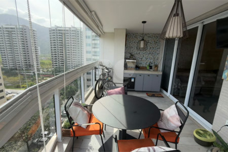 Apartamento à venda com 3 quartos, sendo 1 suíte,  em Camorim, Rio de Janeiro, RJ