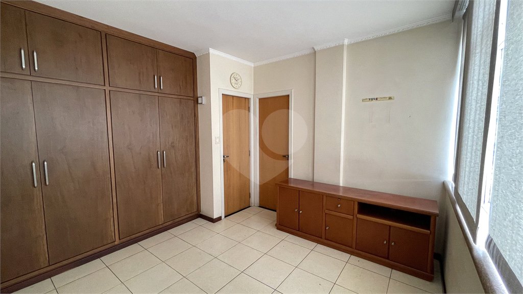 Apartamento à venda com 3 quartos, sendo 1 suíte, em Jardim Paulista, São Paulo, SP