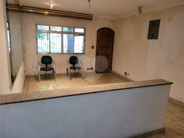 Sobrado à venda com 4 quartos em Santana, São Paulo, SP