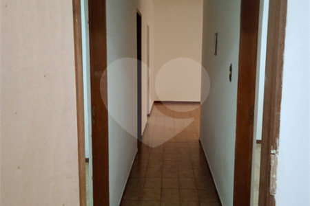 Casa à venda com 3 quartos, sendo 1 suíte,  em São Roque Country Club I, Mairinque, SP