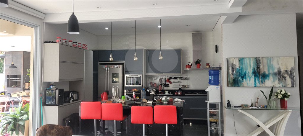 Casa à venda ou para alugar com 3 suítes no condomínio Sausalito, Mairiporã - SP