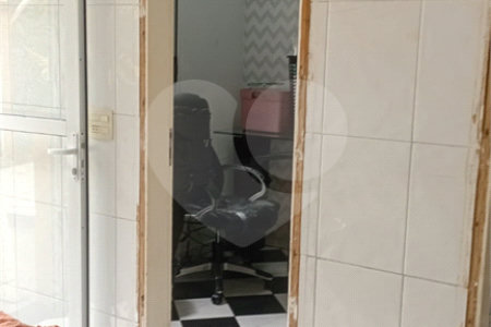 Casa à venda com 4 quartos, sendo 2 suítes, no condomínio Canamari, São Paulo - SP