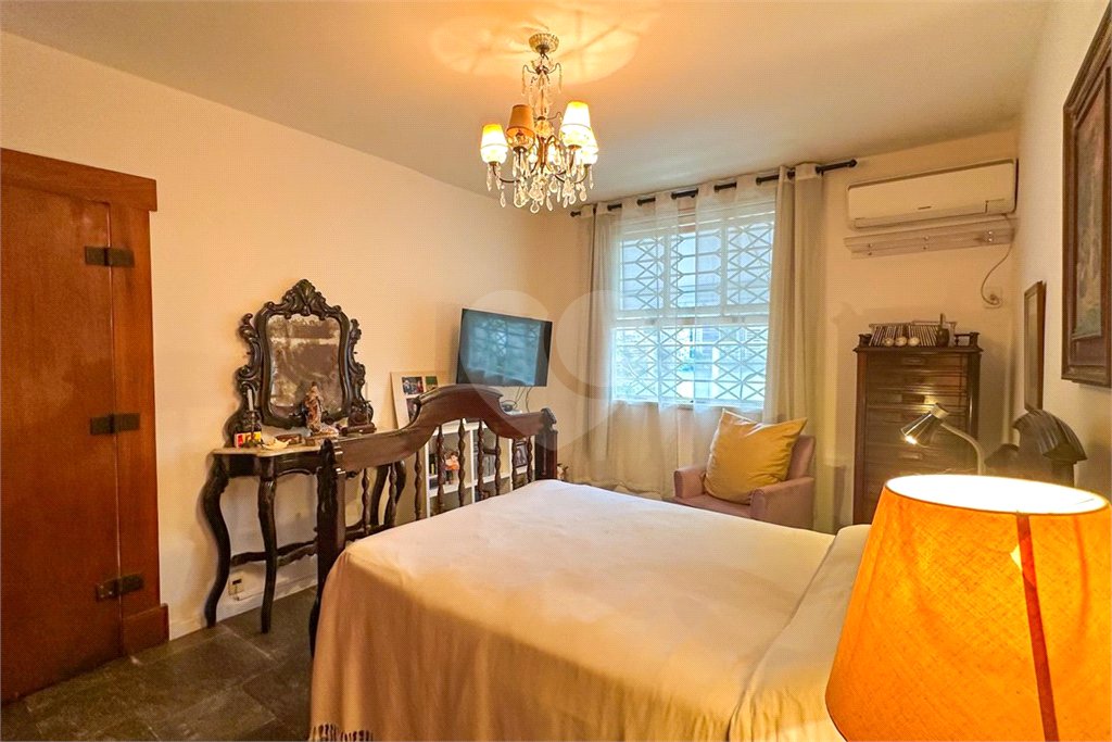 Cobertura à venda com 7 quartos, sendo 3 suítes,  em Lagoa, Rio de Janeiro, RJ